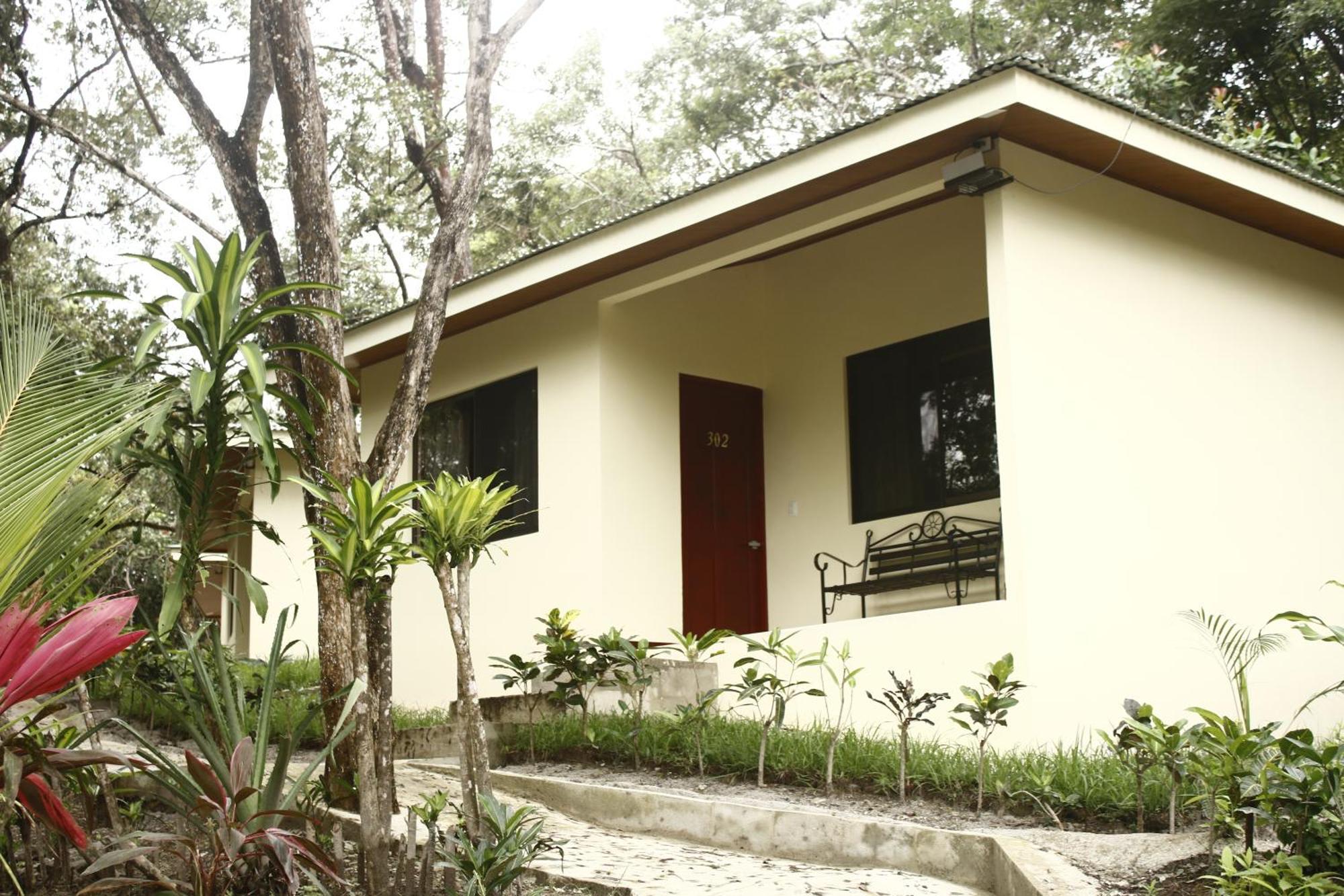 Canon De La Vieja Lodge Liberia Exterior photo